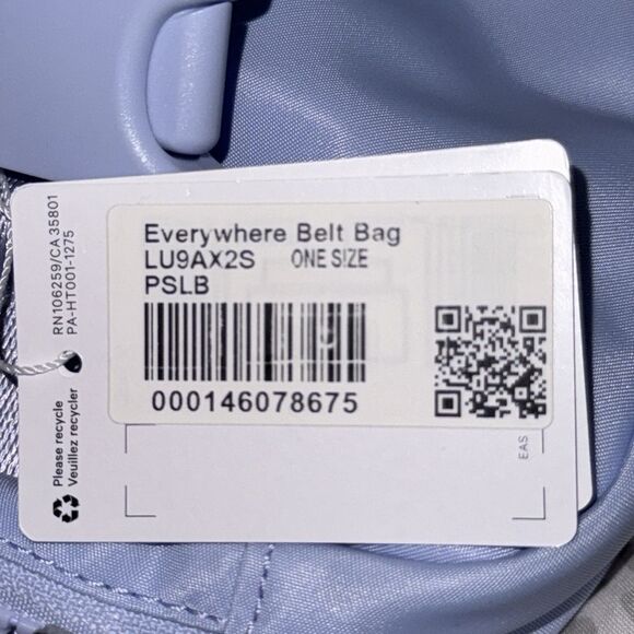 LULULEMON ATHLETICA LADIES EVERYWHERE BELT BAG IN PASTEL BLUE WATER RESISTANT - Picture 4 of 4